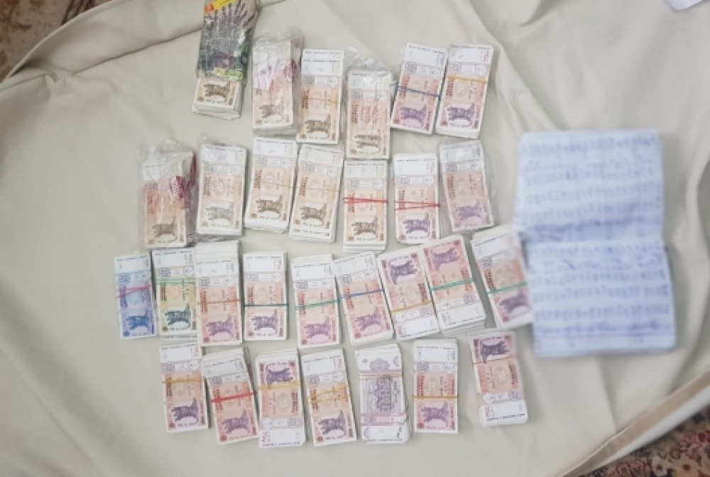 Femeie de 70 de ani, cercetată penal pentru proxenetism. Riscă 7 ani de pușcărie